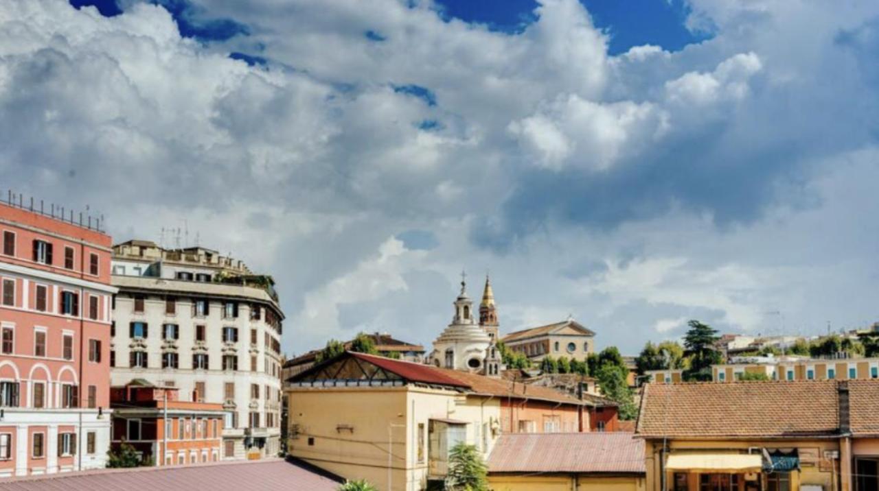Sunny Flat In Elegant Building Close To Colosseum Roma Ngoại thất bức ảnh
